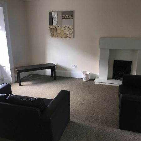 Smithyends Apartments Cumbernauld Dış mekan fotoğraf